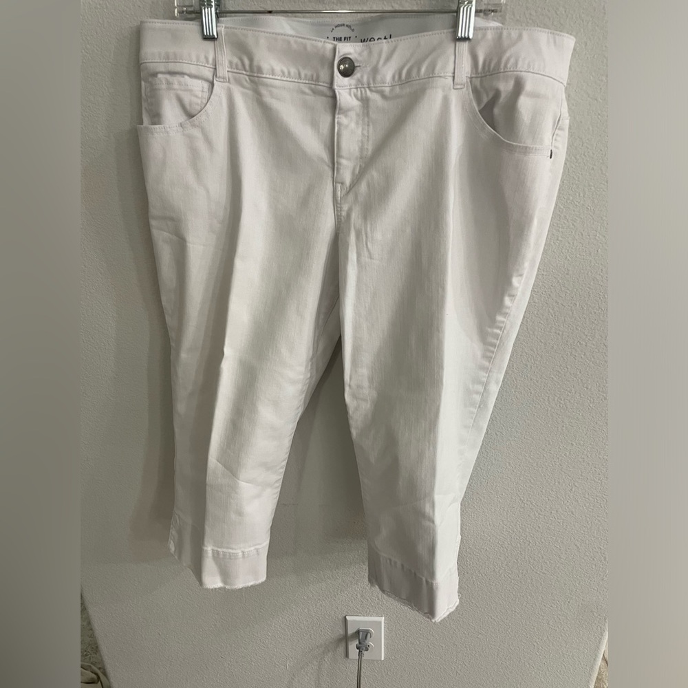 Westbound cropped white fringe bottom jeans
